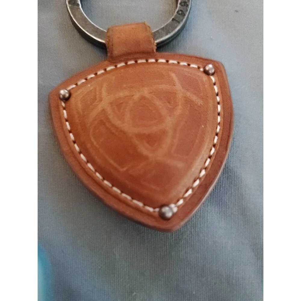 Ariat Double Sided Brown Leather Key Ring Keychain Embossed Logo 3” Cowboy Gift